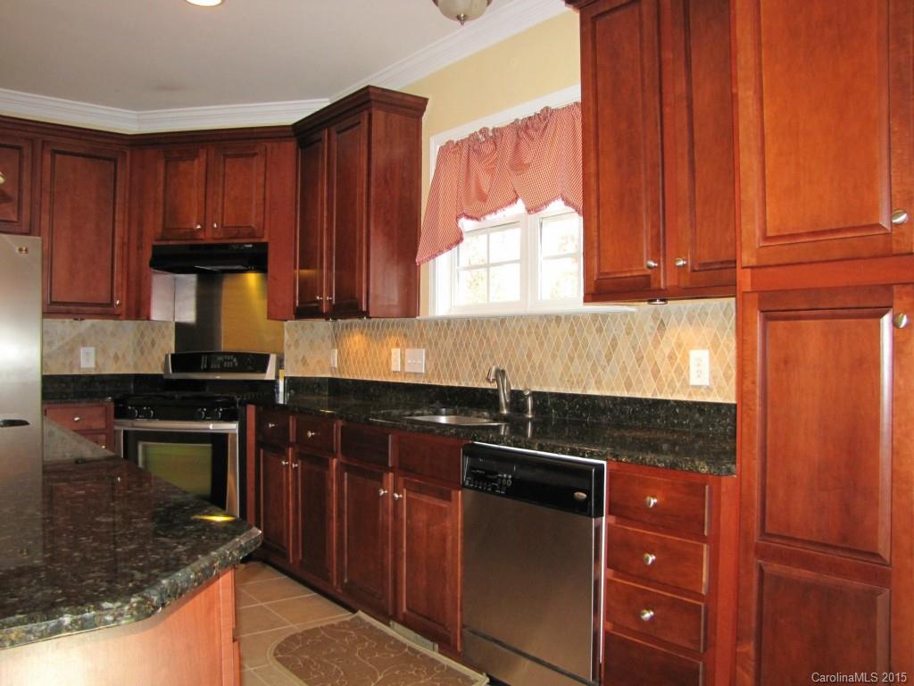 Lake Shore - Residential