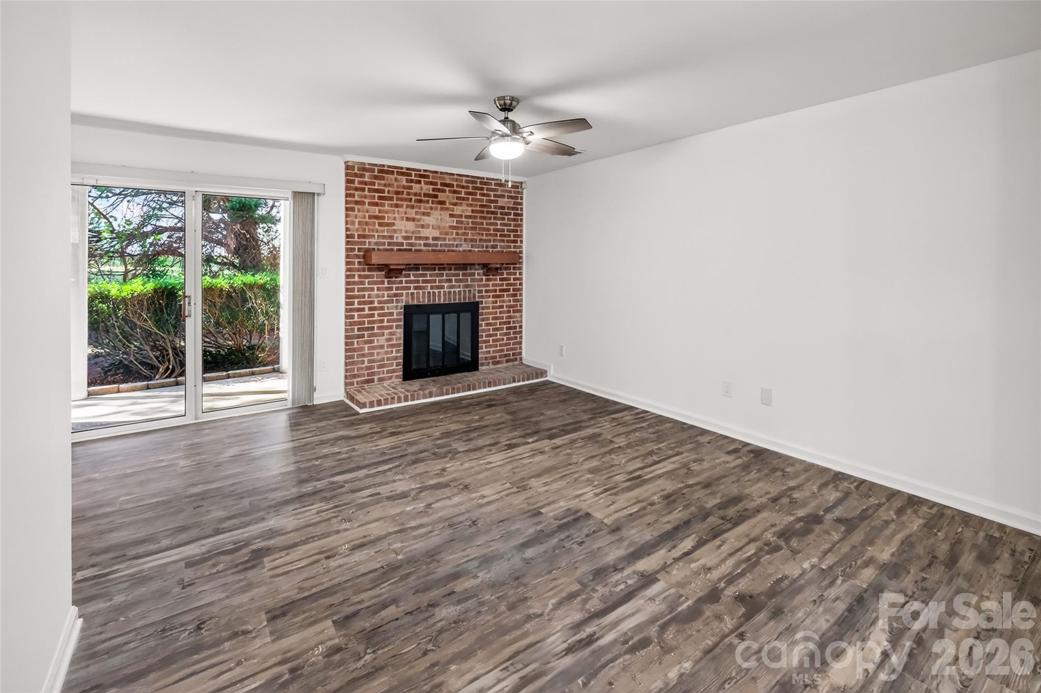 2913 Iron Gate Lane