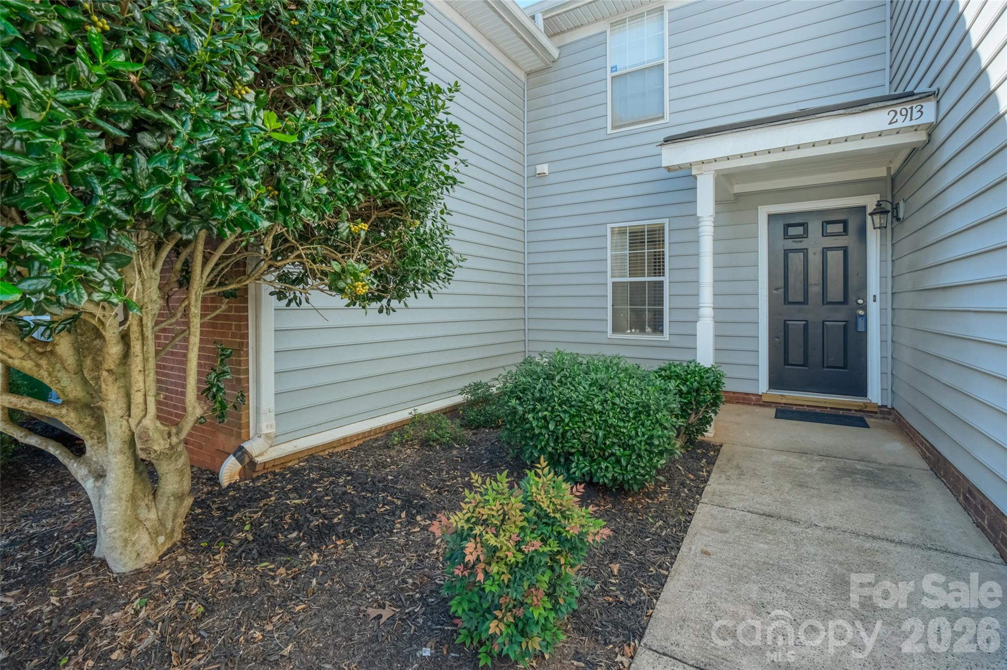 2913 Iron Gate Lane