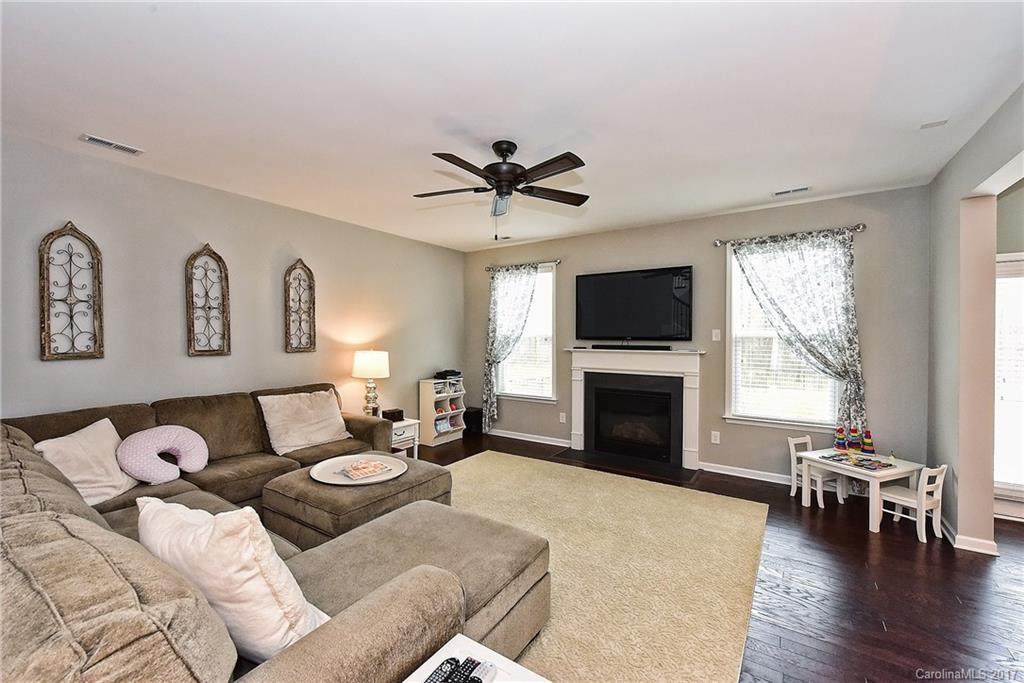 Wellington Chase - Residential