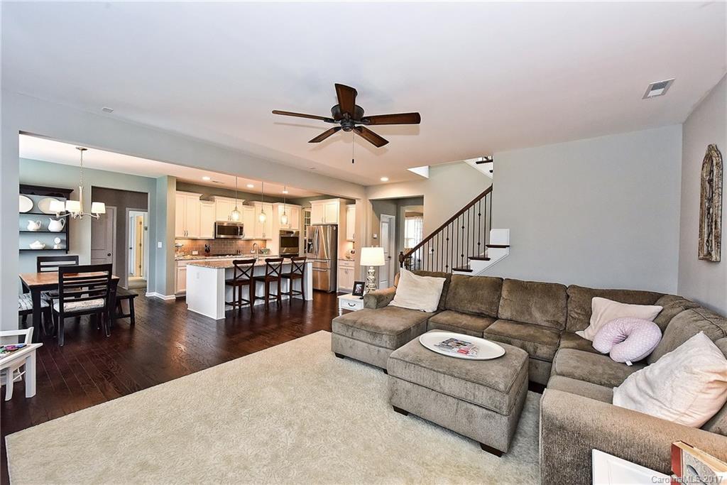 Wellington Chase - Residential