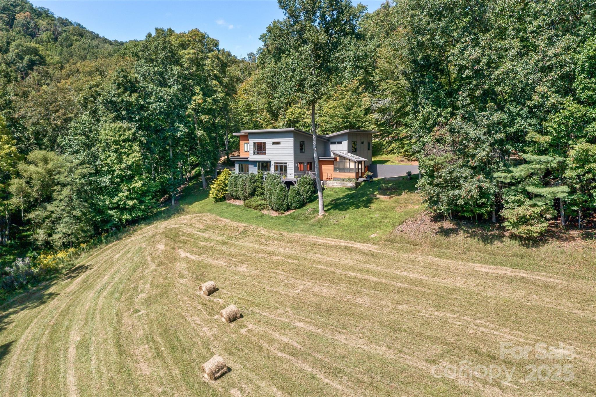 Mountain Meadows - Residential