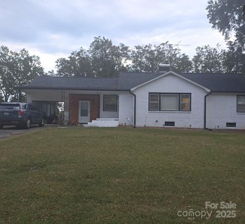 Photo of 755 N Skyland Drive, Mount Pleasant, NC 28124 (MLS # 4318093)