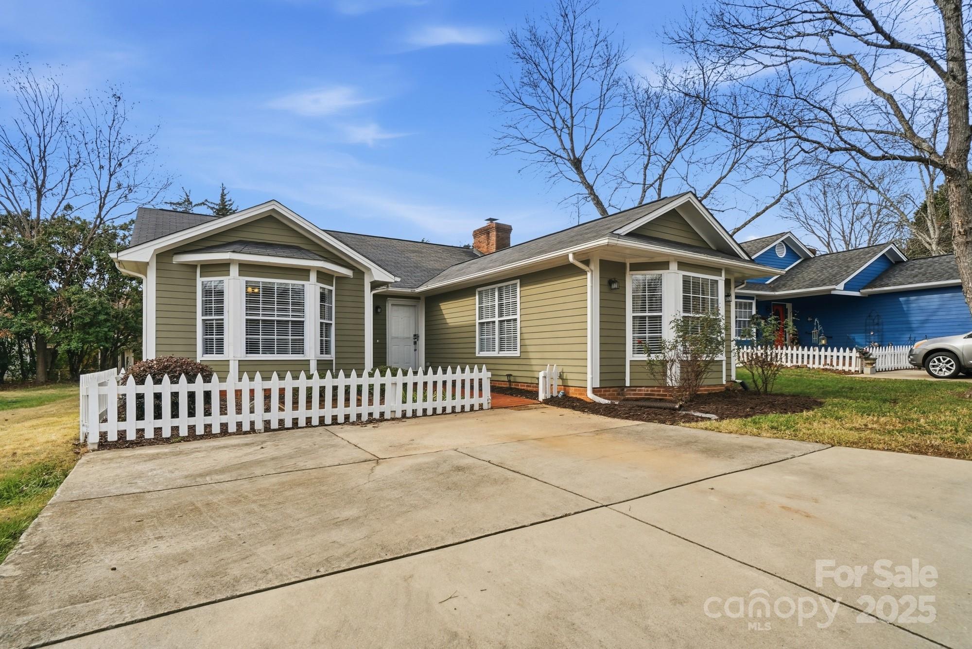 2909 Misty Plum Court