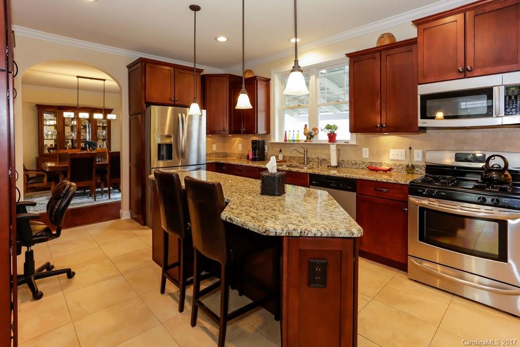 Hickory Falls - Residential