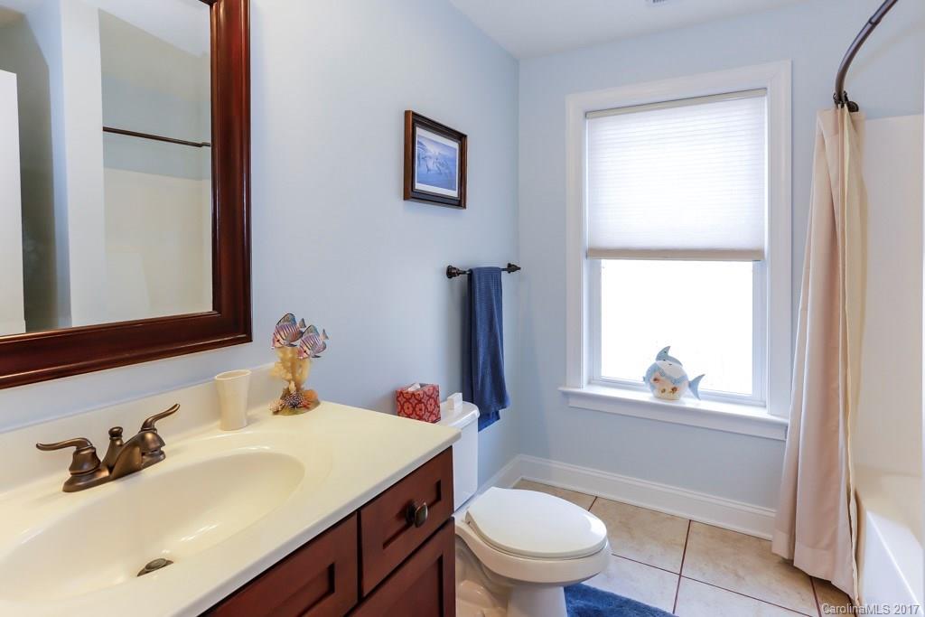 Hickory Falls - Residential