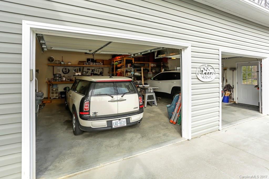 Hickory Falls - Residential