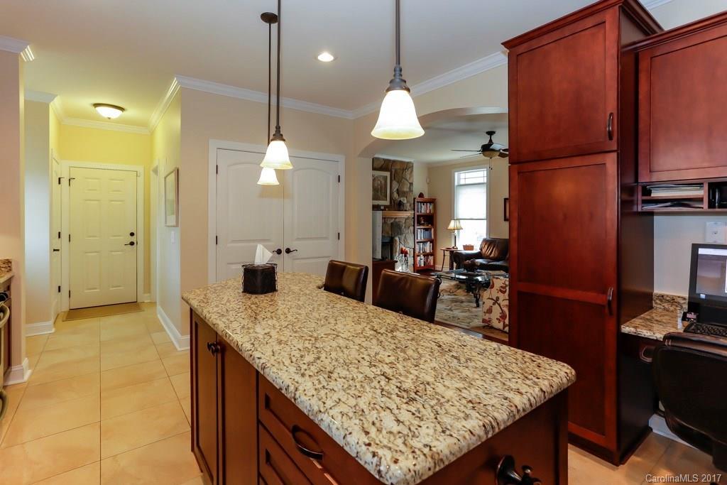 Hickory Falls - Residential