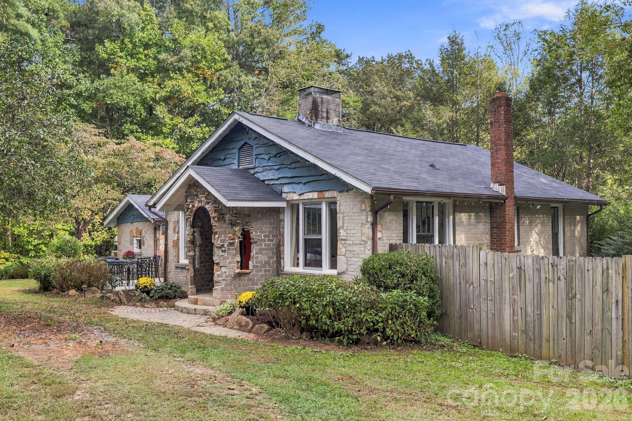 2004 Old South Carolina Avenue