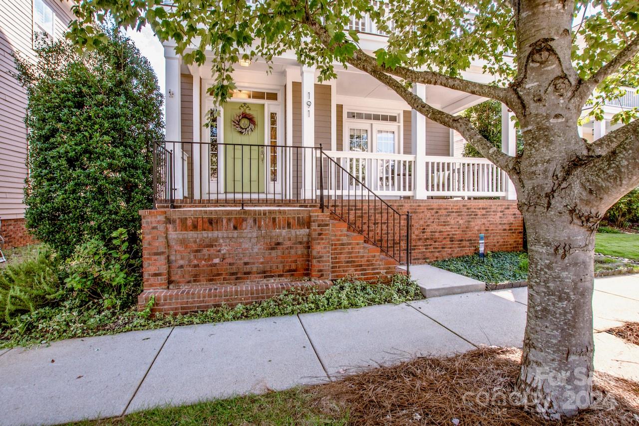 Davidson Pointe - Residential