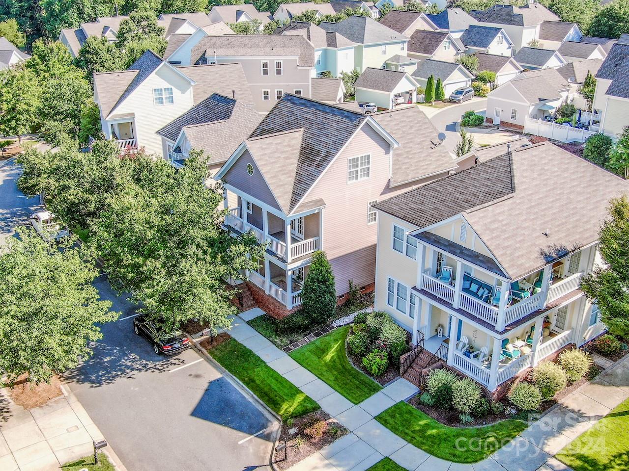 Davidson Pointe - Residential