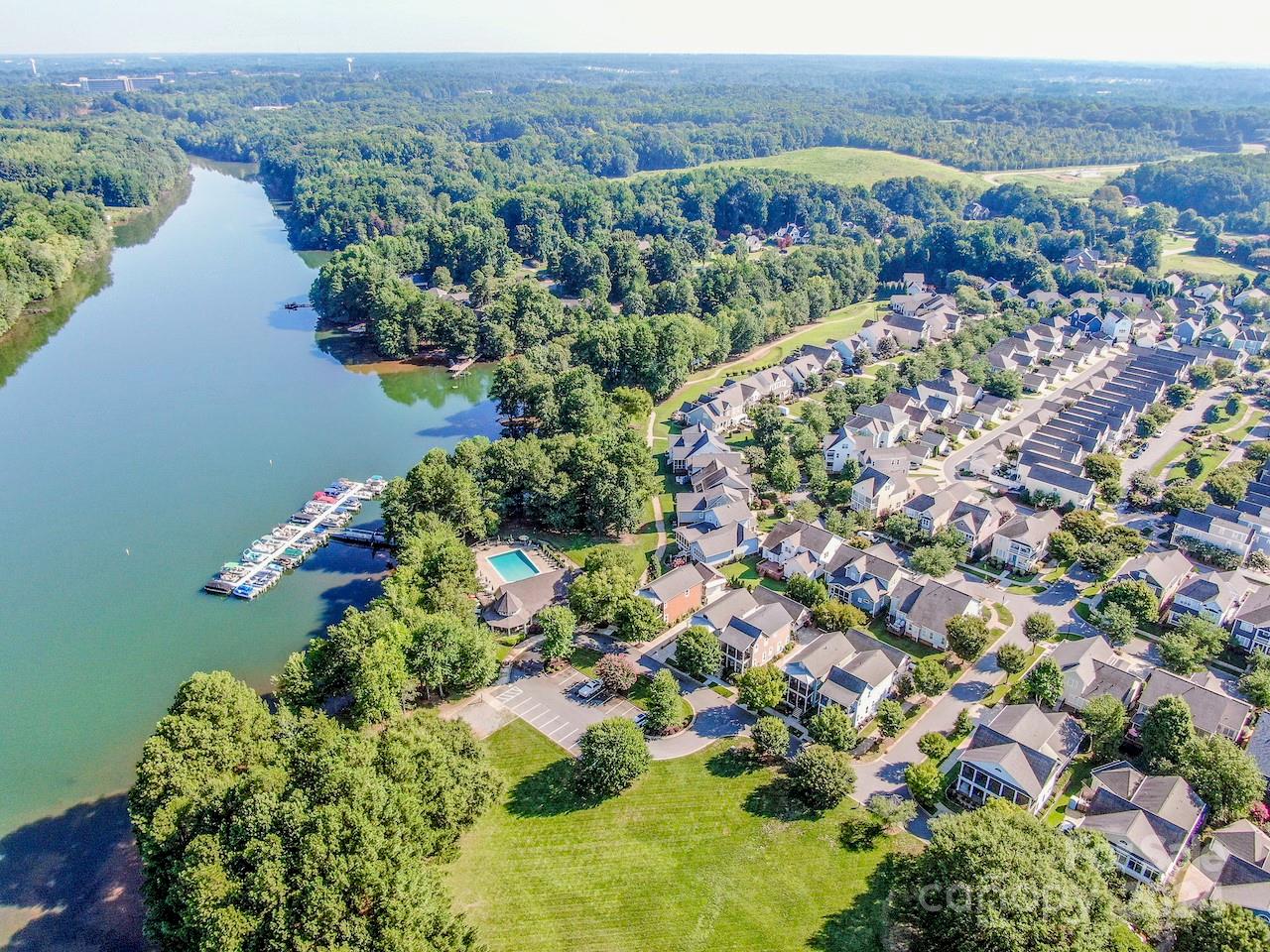 Davidson Pointe - Residential