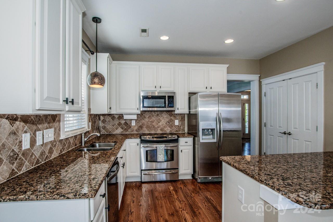 Davidson Pointe - Residential