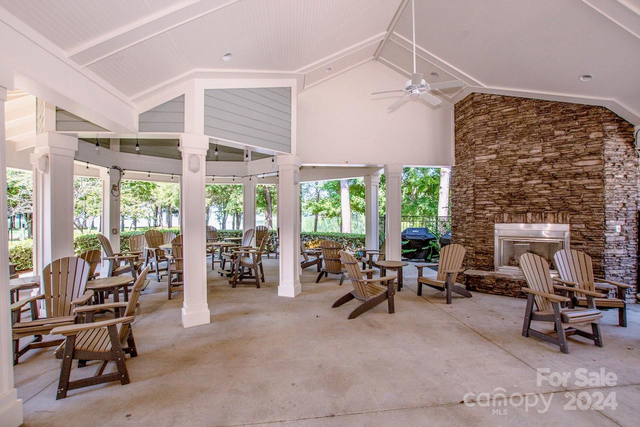 Davidson Pointe - Residential