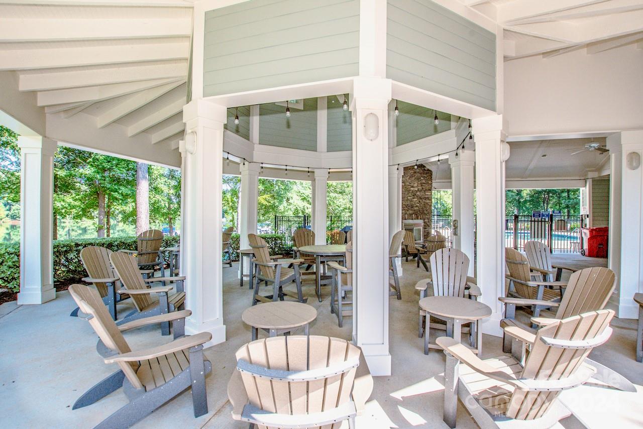 Davidson Pointe - Residential