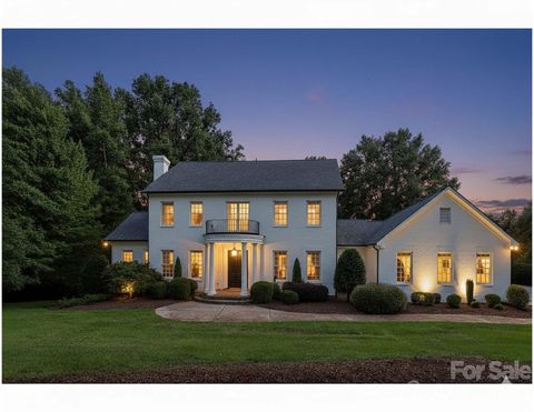 946 Laurel Creek Lane Charlotte NC 28211