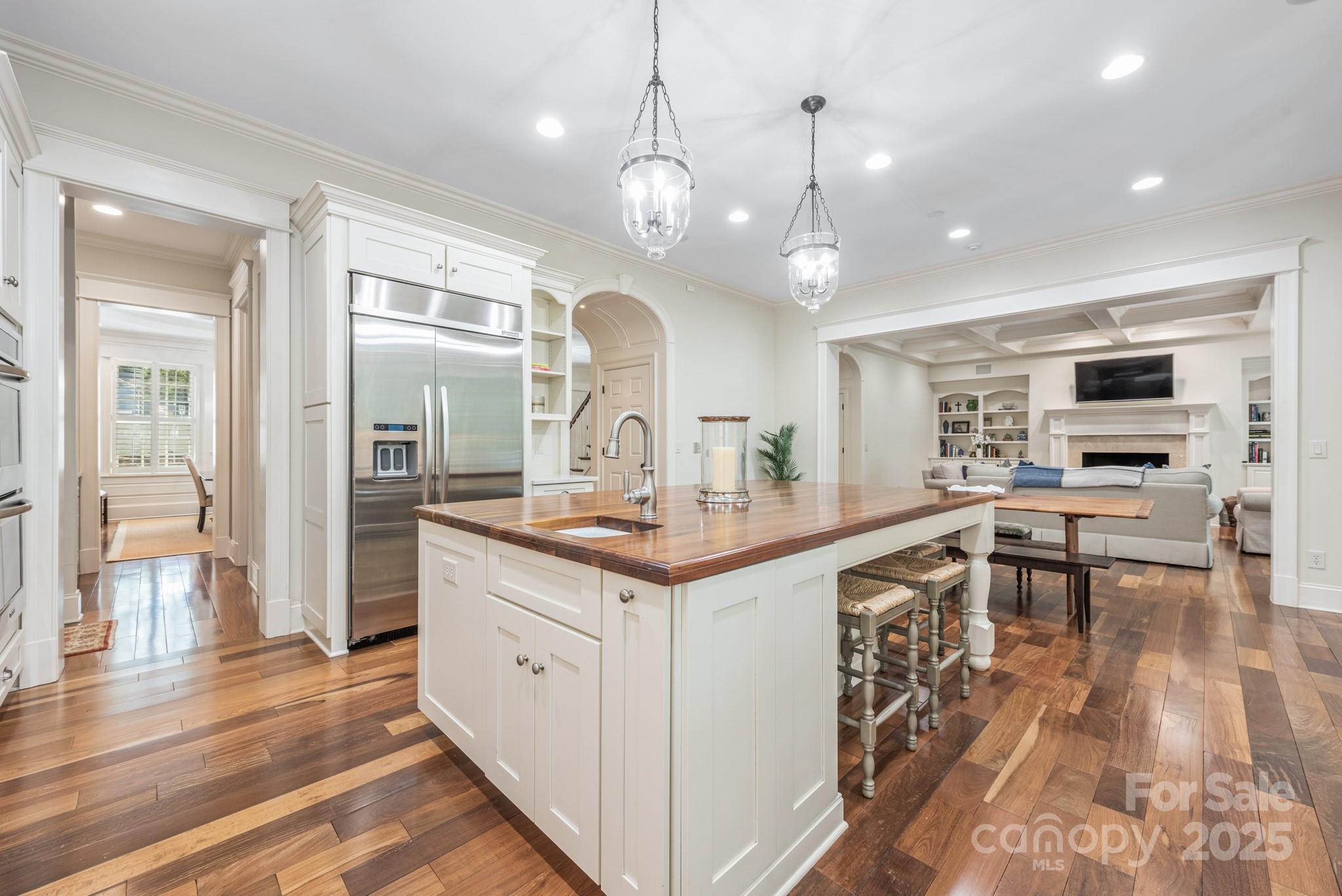 946 Laurel Creek Lane