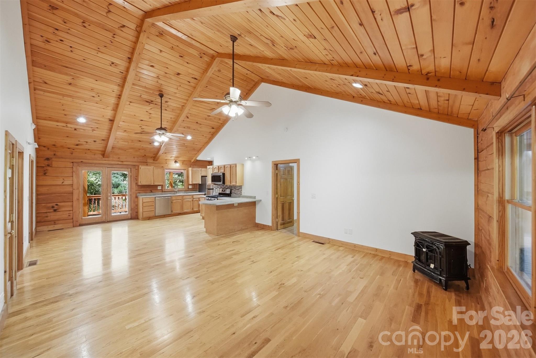 6220 Sunny Drive