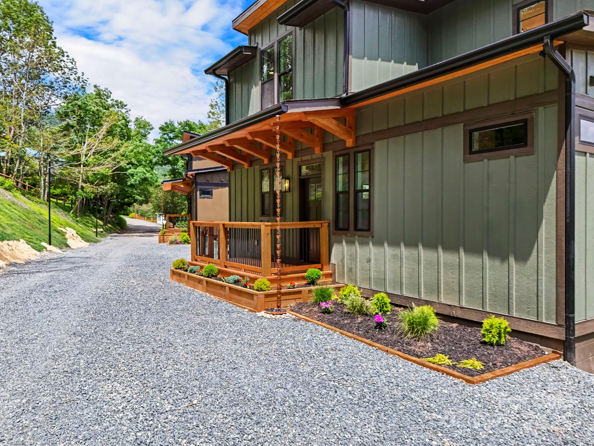 405 Snowcloud Drive