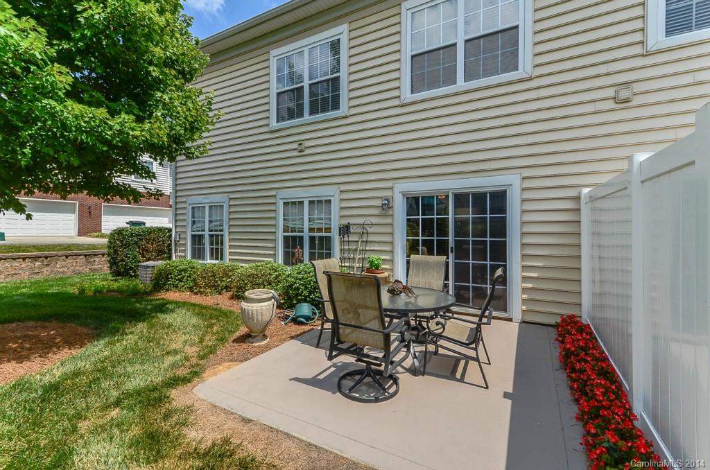 Riviera - Residential