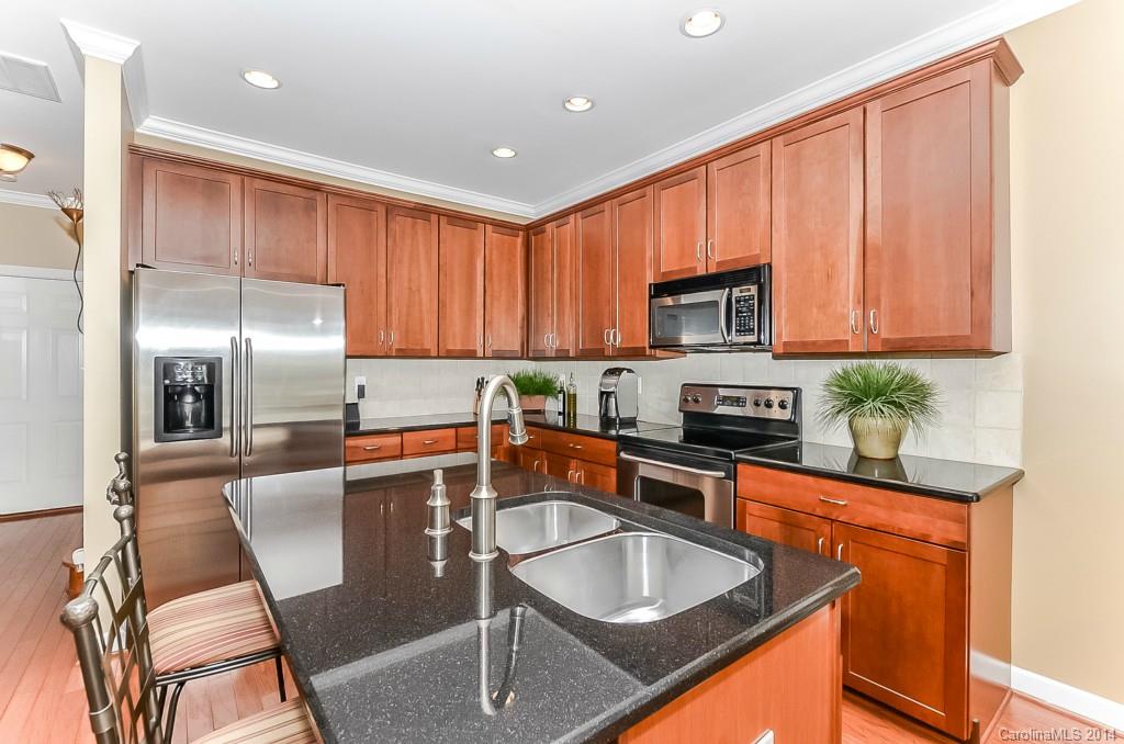 Riviera - Residential