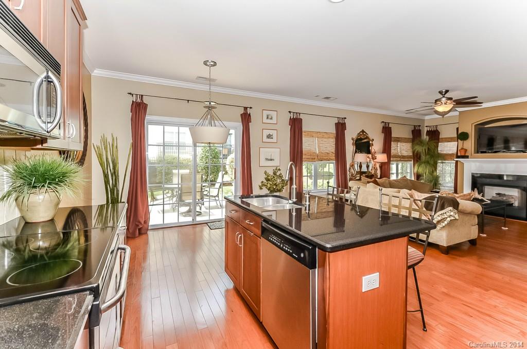 Riviera - Residential