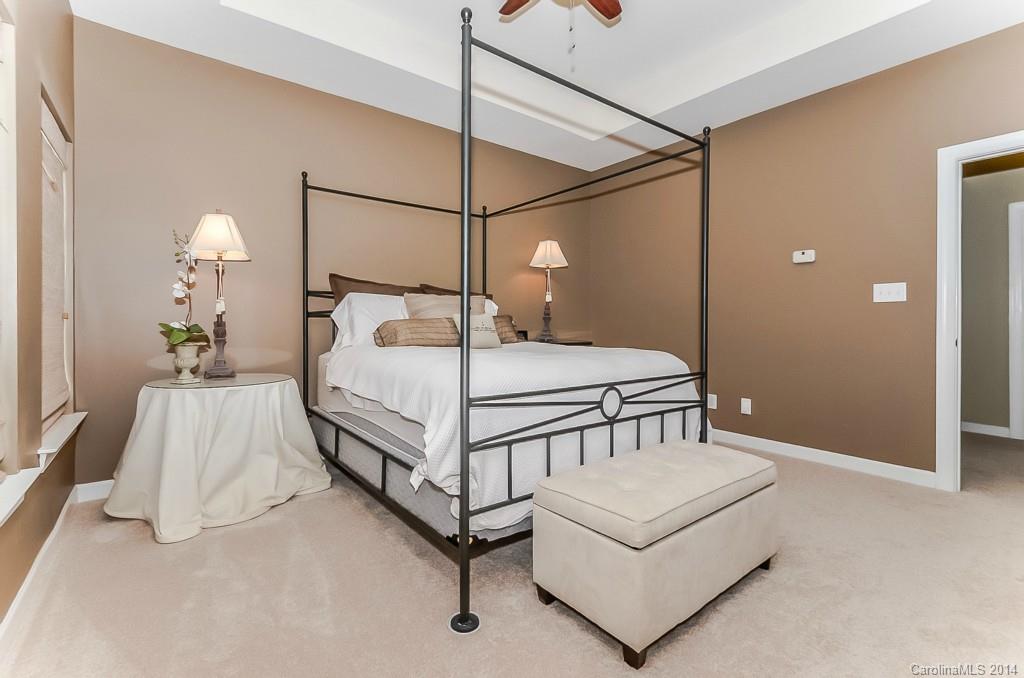 Riviera - Residential