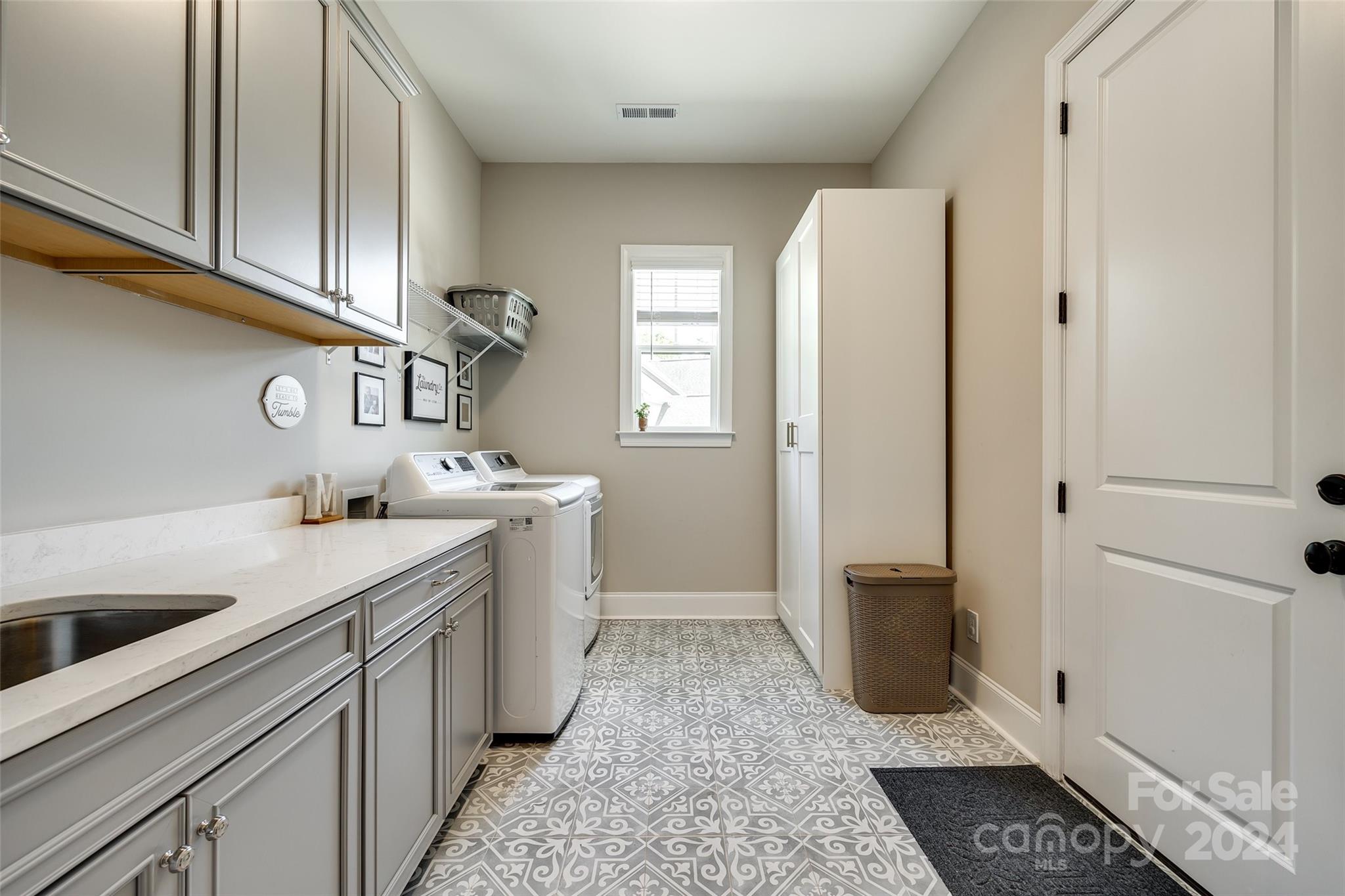 Handsmill on Lake Wylie - Residential