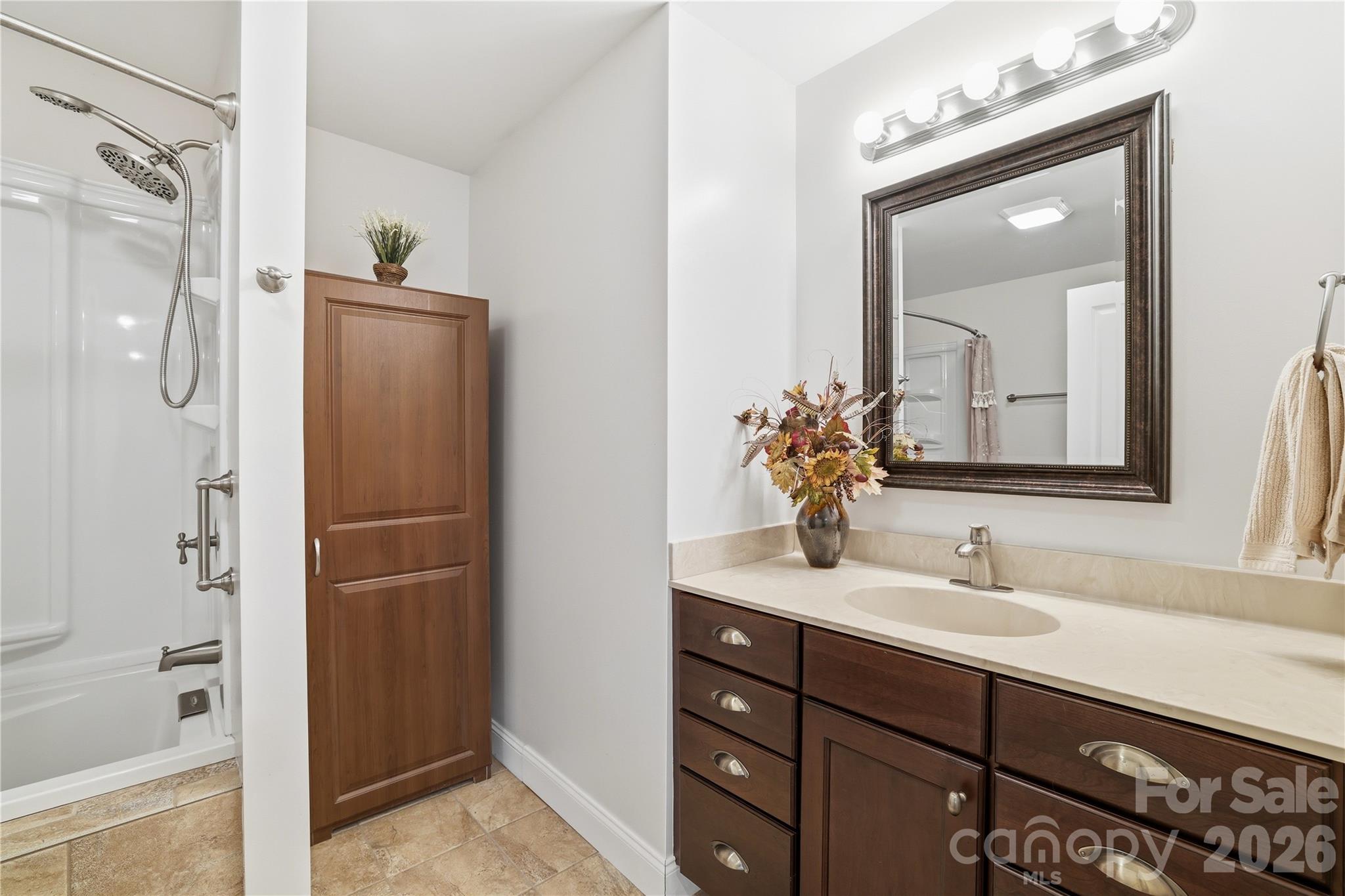 Bella Matagna - Residential