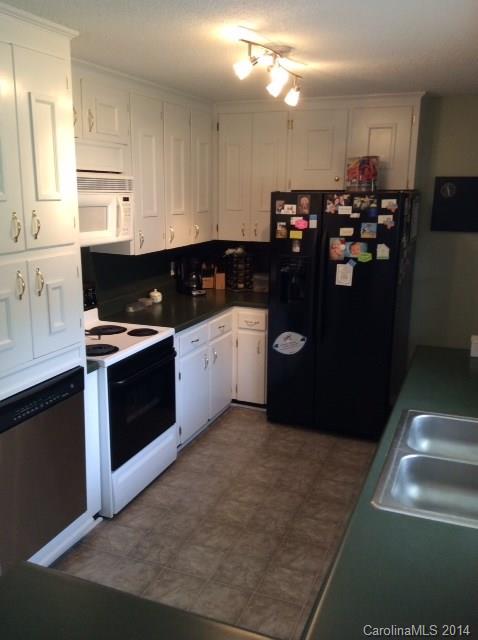 Holiday Harbor - Residential Lease