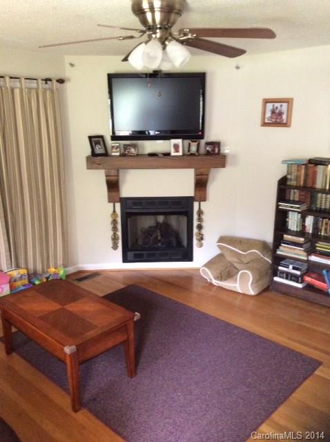 Holiday Harbor - Residential Lease