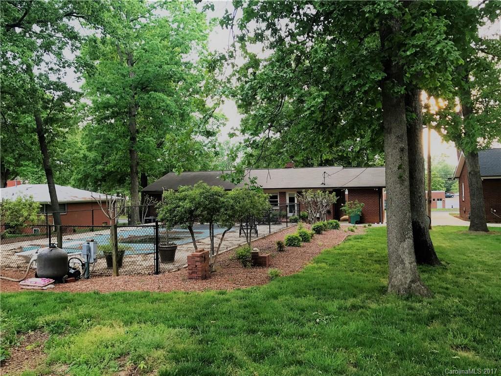 Forest Hills - Residential