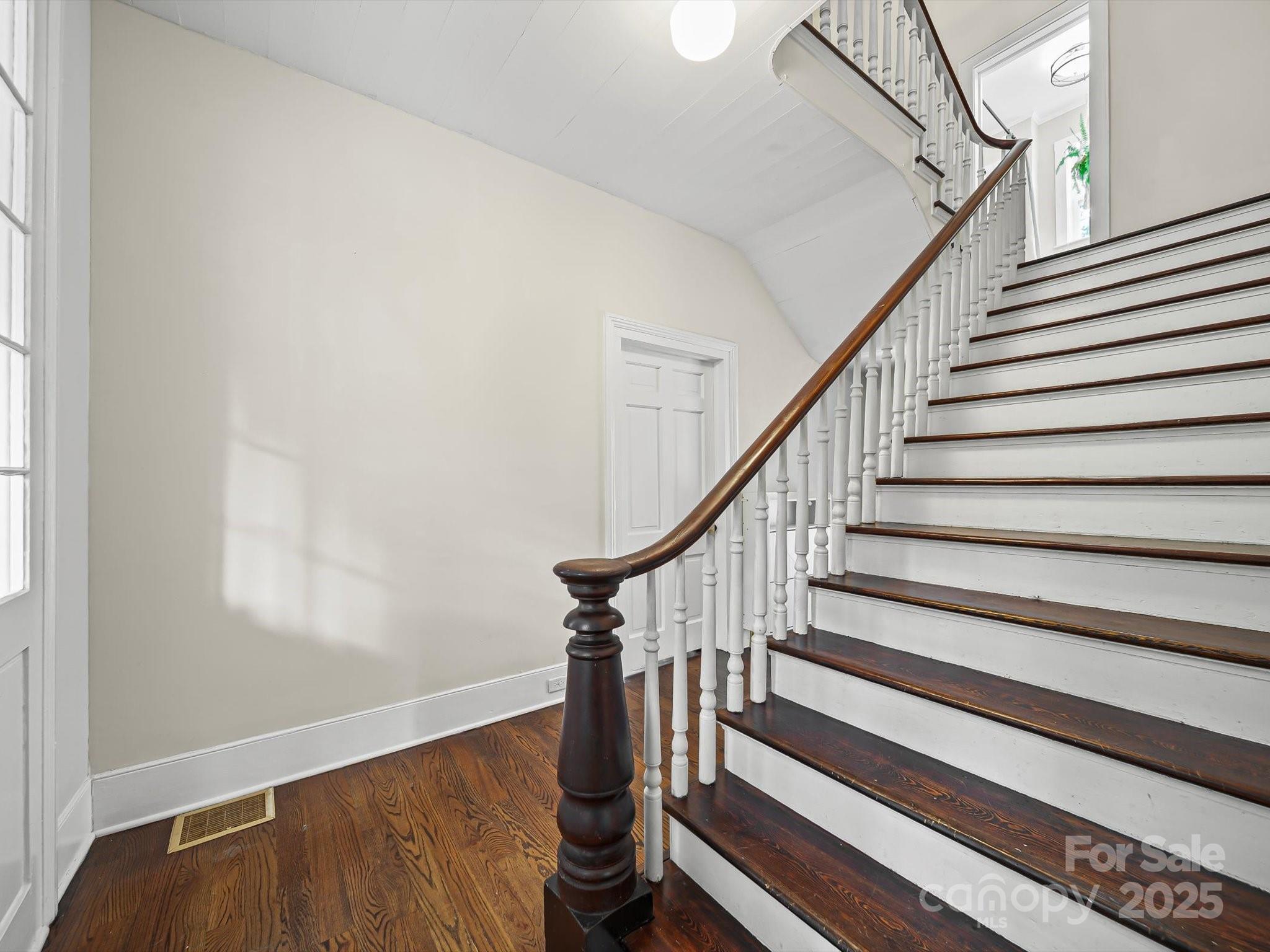 8407 Woodford Bridge Drive