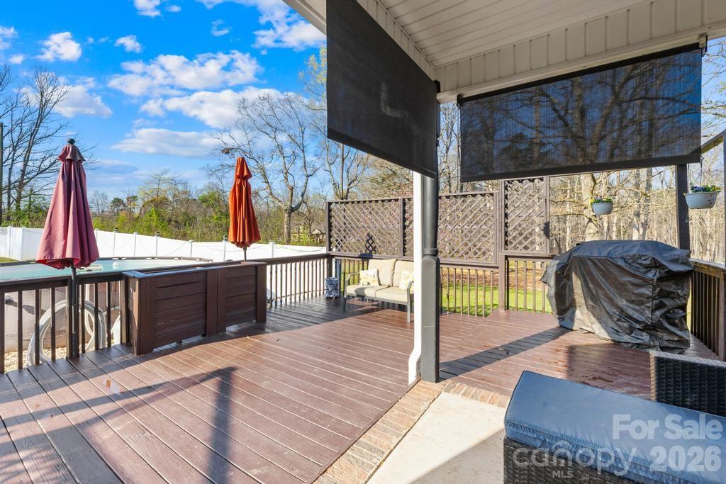 Crown Creek - Residential