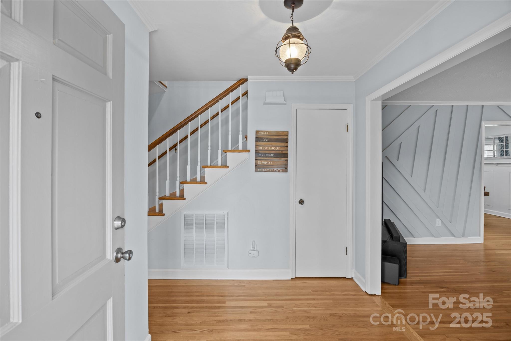 1040 Timber Lake Drive