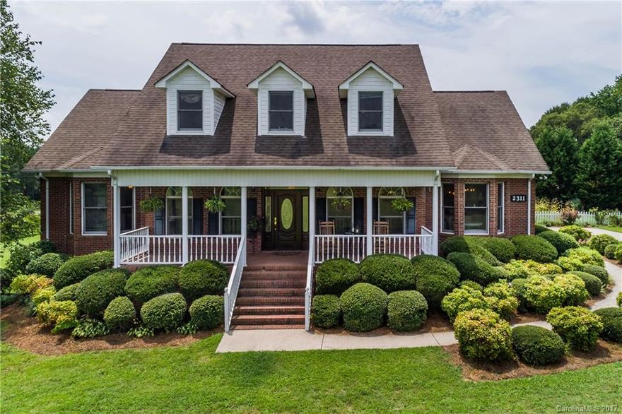 This gorgeous southern home is exactly what you have been looking for! It has a BRAND NEW gourmet kitchen with stainless appliances (including an electric induction stove), custom cabinets, and a large island. Everything about the house is spacious including the master bed/bath. There is a beautiful covered patio to entertain on, an unfinished basement with lots of usable space, and a 20x30 building (brand is Elephant Structures) for you to keep your recreational vehicles in! Close to I77!