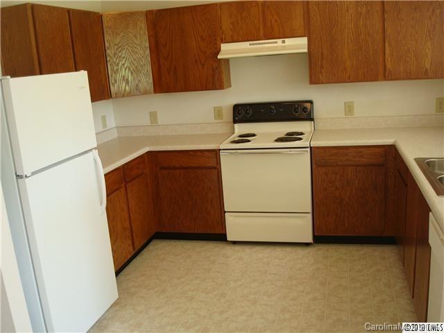 Oakbrooke - Residential Lease