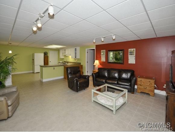 Hickory Woods - Residential