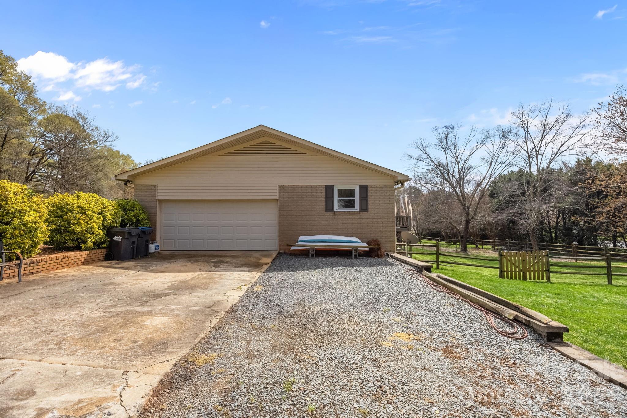 Kanawha Hill - Residential