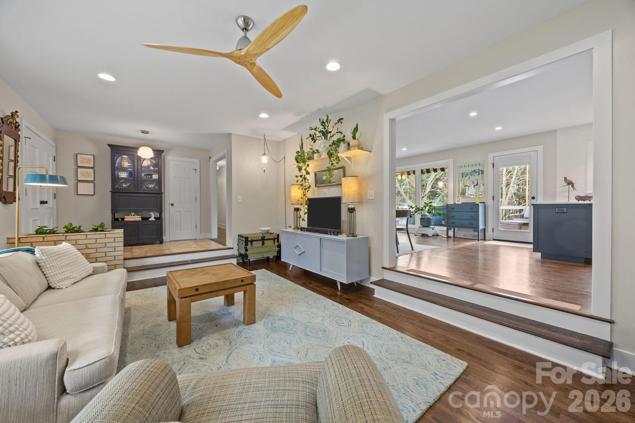 Kanawha Hill - Residential