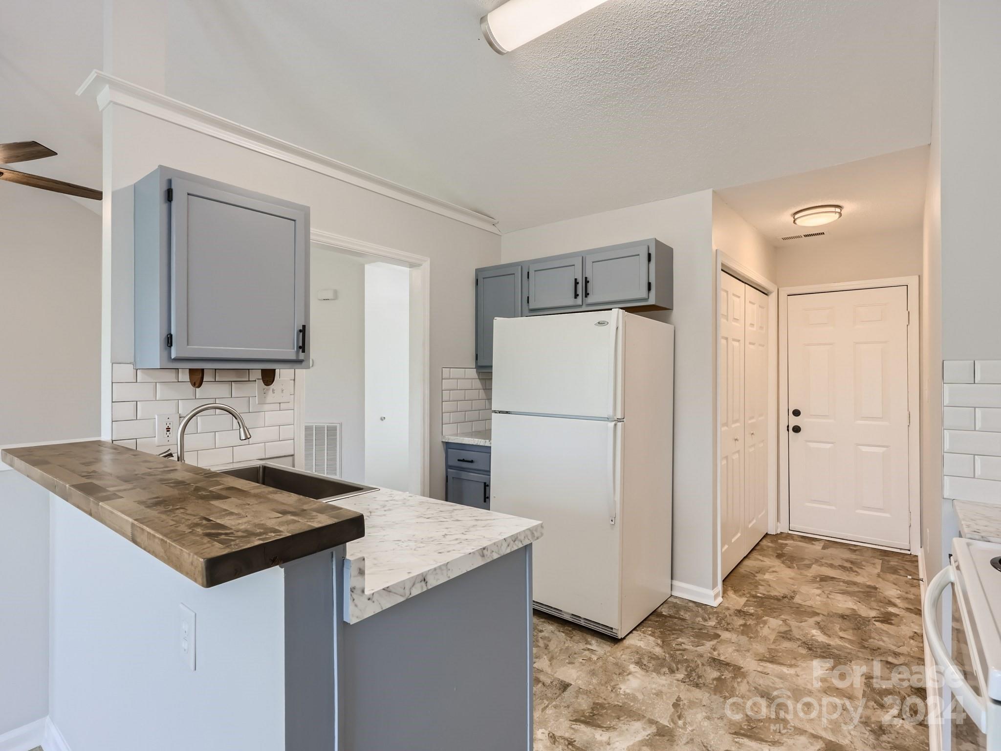 Catawba Meadows - Residential Lease