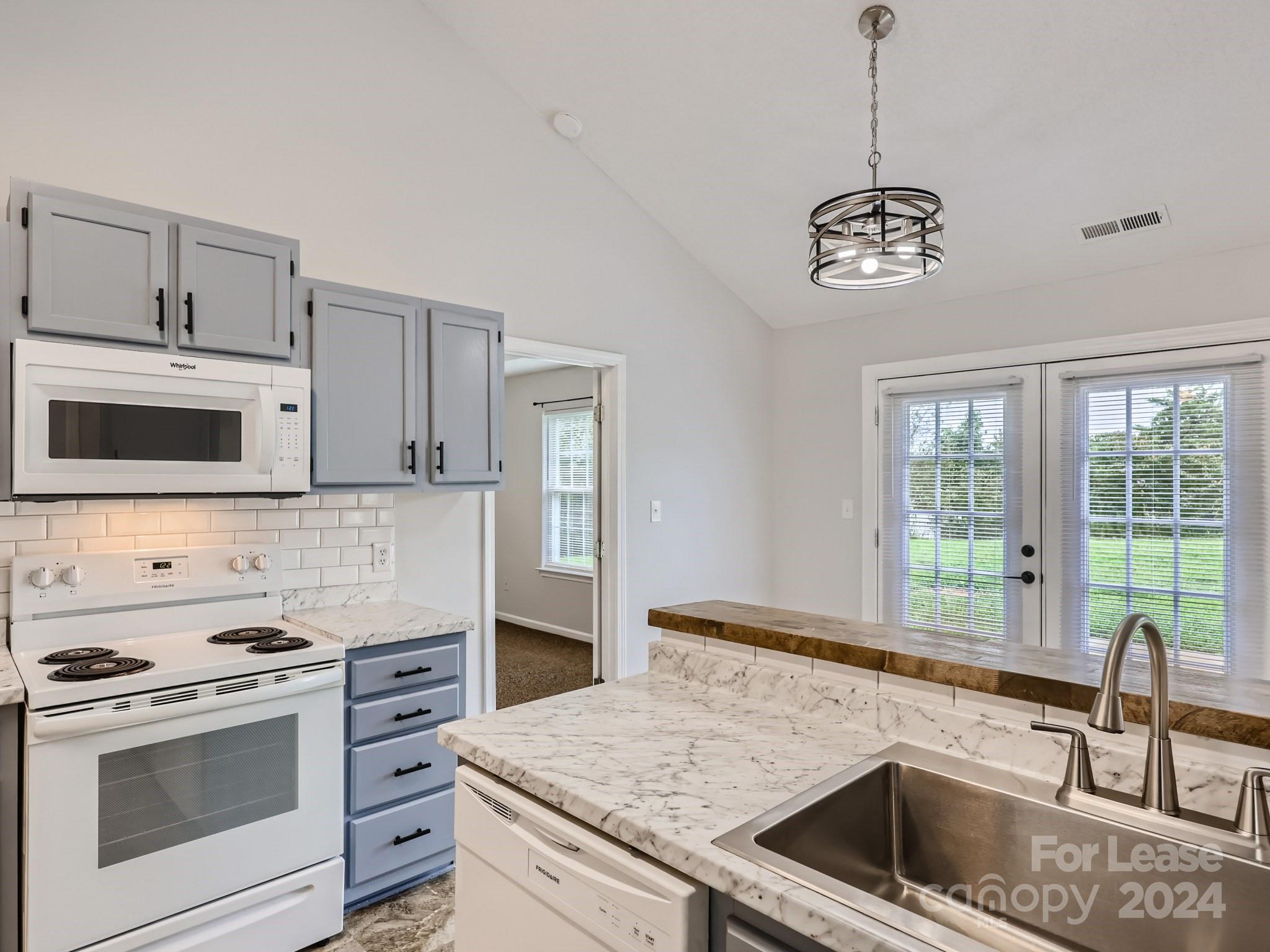 Catawba Meadows - Residential Lease