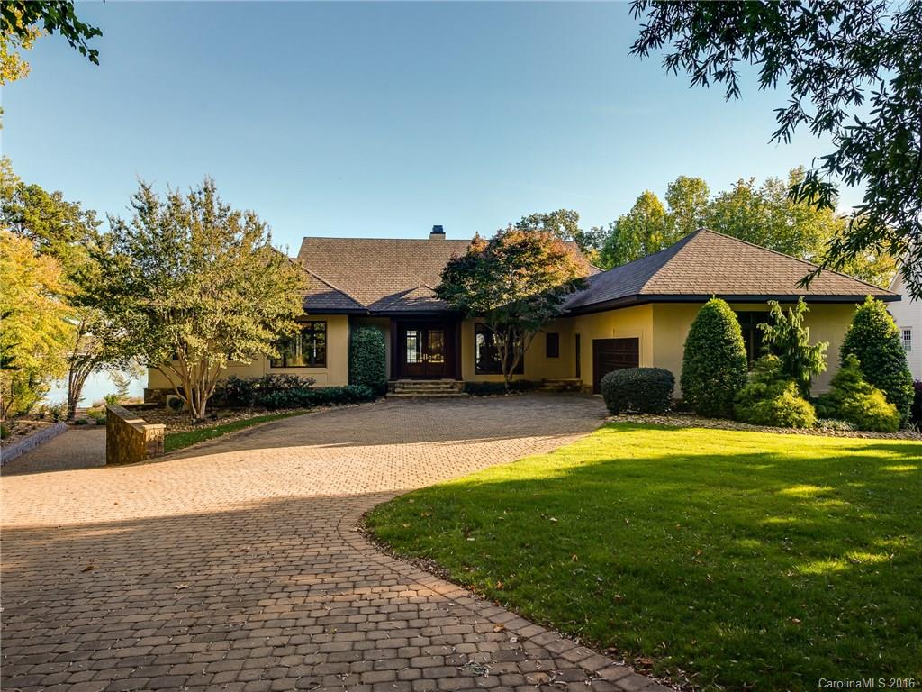 The Peninsula - Residential