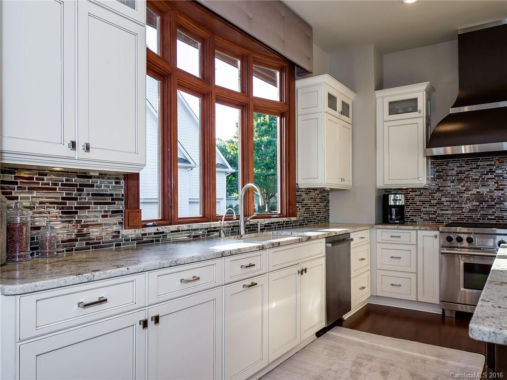 The Peninsula - Residential