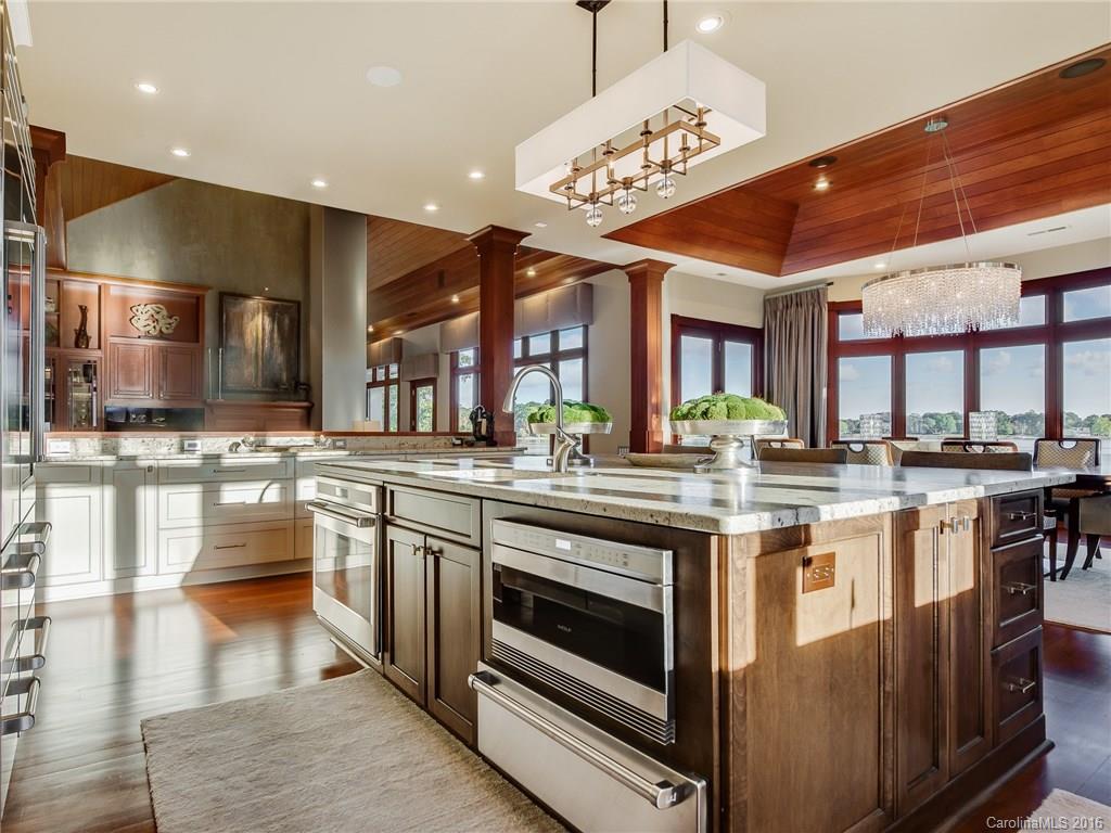 The Peninsula - Residential