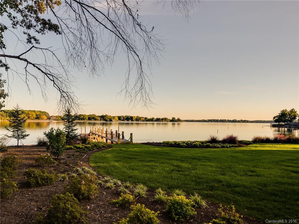 The Peninsula - Residential