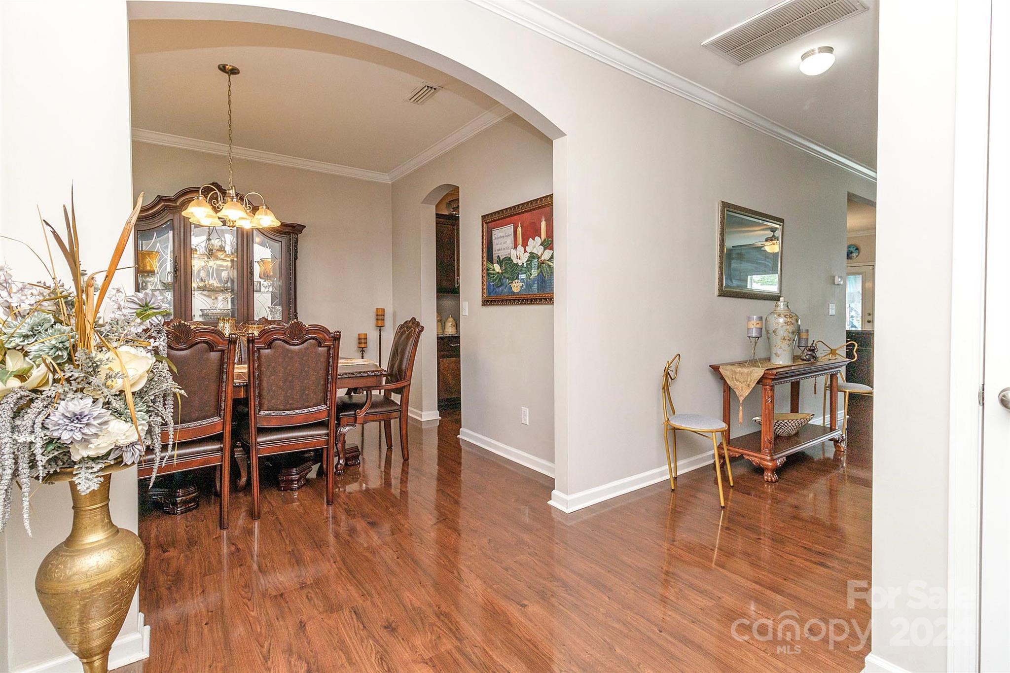 Newport Lakes - Residential