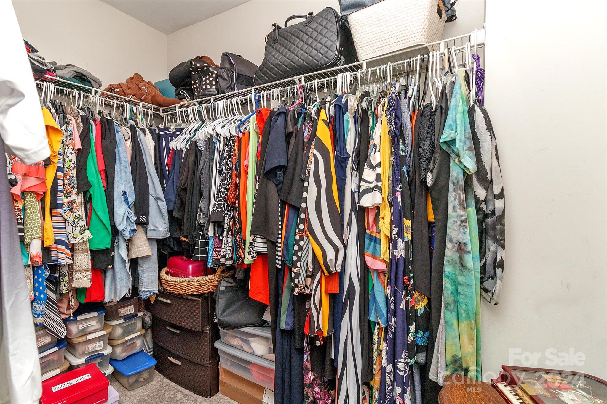 Newport Lakes - Residential