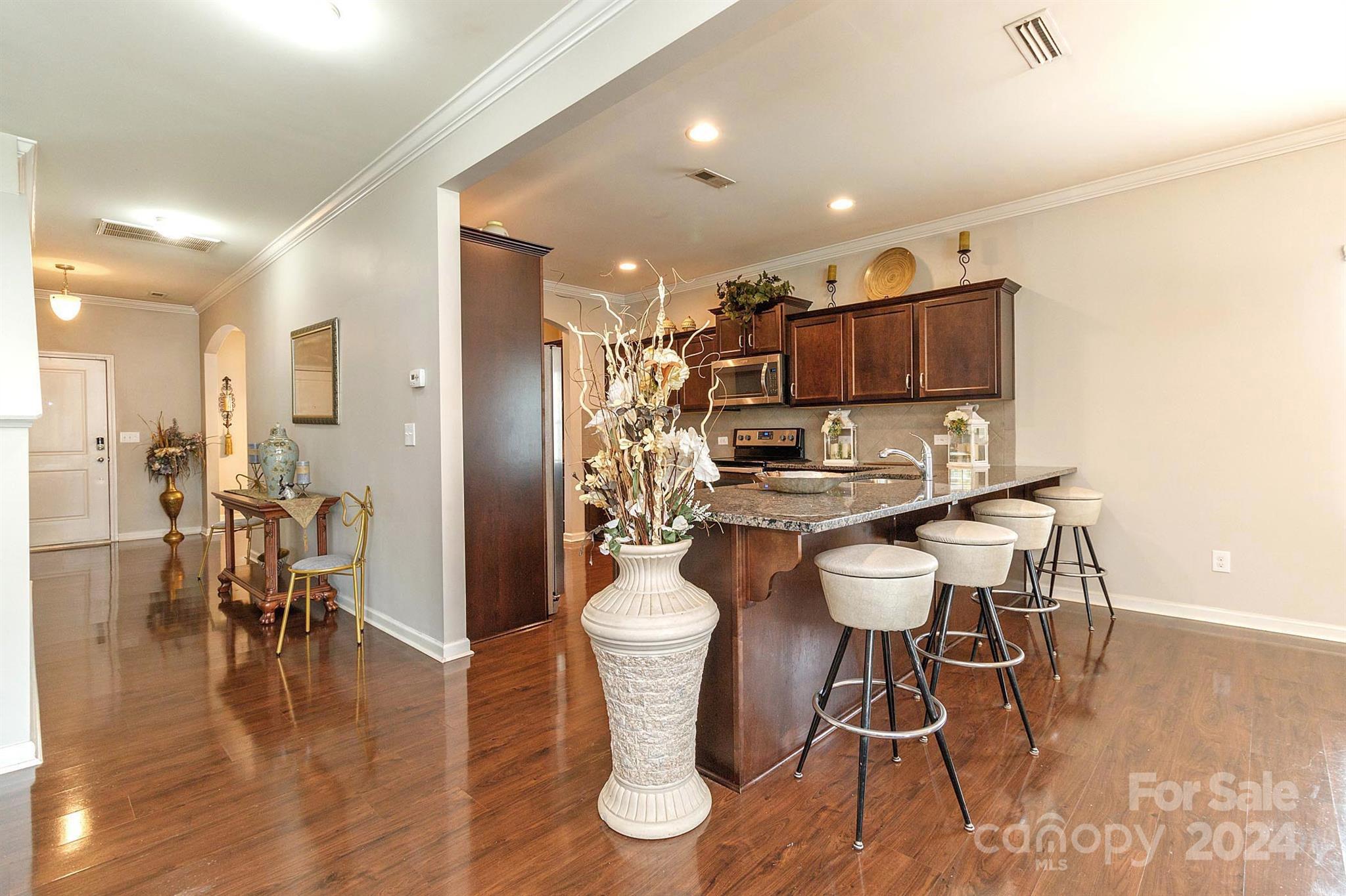 Newport Lakes - Residential