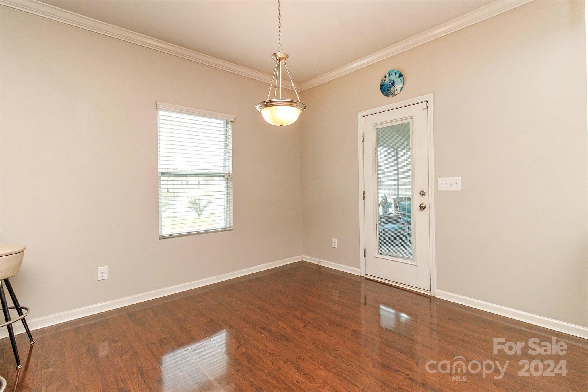 Newport Lakes - Residential